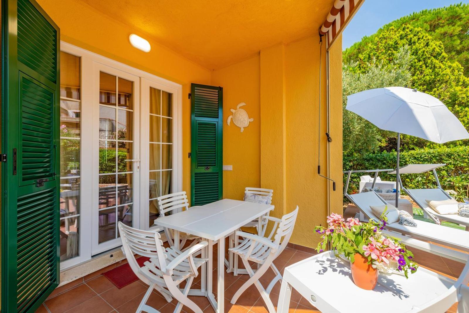 Isabel Beach And Bike Finale Ligure Exterior foto